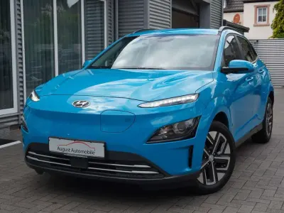 Gebraucht Hyundai Kona Select 100 kW (136 PS) 2023 Dive in jeju SUV