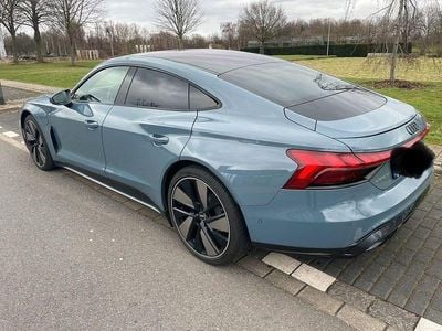 Audi e-tron GT quattro