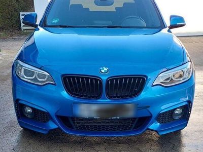 BMW 225