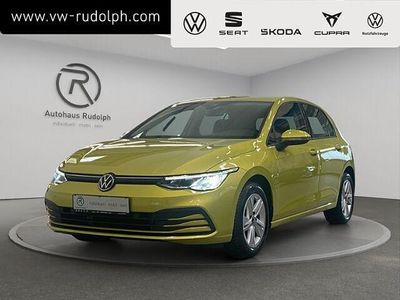 Gebraucht VW Golf VIII Life 131 PS (96 kW) 2020 Limonengelb metallic (metallic) Limousine