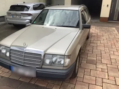 Gebraucht Mercedes E300 188 PS (138 kW) 1988 Andere farben Kombi