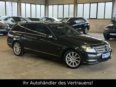 Gebraucht Mercedes C200 Avantgarde 184 PS (135 kW) 2011 Magnetitschwarz Kombi