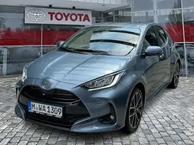 Gebraucht Toyota Yaris Hybrid 116 PS (85 kW) 2026 Other Limousine