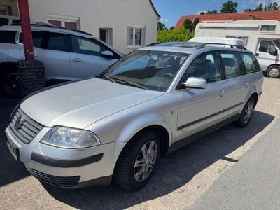 Gebraucht VW Passat Comfortline 131 PS (96 kW) 2002 Silber Kombi