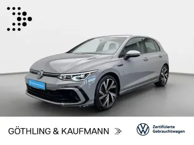 Gebraucht VW Golf VIII R-line 150 PS (110 kW) 2023 Mondsteingrau Limousine