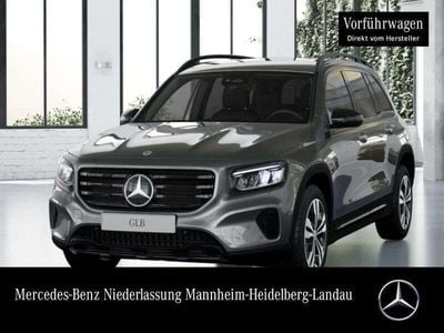 Mercedes GLB200