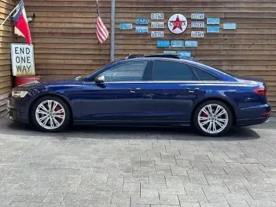 Gebraucht Audi S8 Sport 571 PS (419 kW) 2020 Navarrablau Limousine