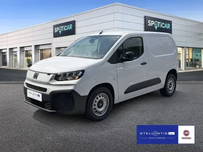 Neu Fiat Doblò 131 PS (96 kW) 2026 Weiß Van / Kleinbus