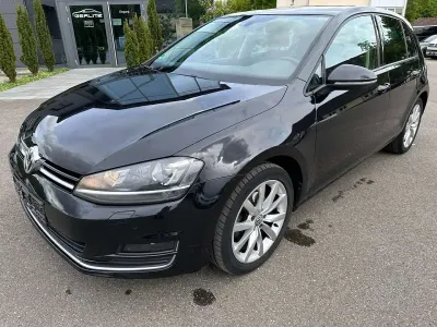Gebraucht VW Golf VII Highline 140 PS (102 kW) 2013 Deep black perleffekt Kleinwagen