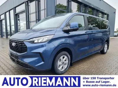 Neu Ford Tourneo Custom 170 PS (125 kW) 2026 Blau Van