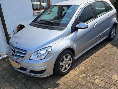 Silber Gebraucht 2008 Mercedes B170 Van / Kleinbus | 5.200 € (Guter Preis)