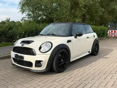 Gebraucht Mini John Cooper Works 192 PS (141 kW) 2007 Weiß Kleinwagen