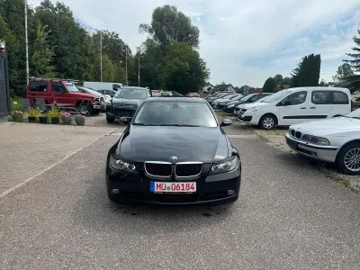 Gebraucht BMW 320 150 PS (110 kW) 2007 Schwarz Limousine