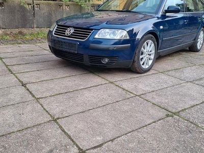 Usata VW Passat Family 131 CV (96 kW) 2003 Blu Station wagon