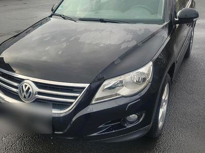 Gebraucht VW Tiguan Track & Field 170 PS (125 kW) 2011 Schwarz SUV