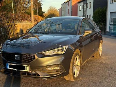 Grau Gebraucht 2020 Seat Leon FR Limousine | 19.500 € (Guter Preis)