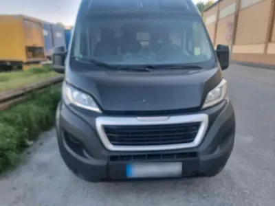 Gebraucht Peugeot Boxer 164 PS (120 kW) 2021 Schwarz Van