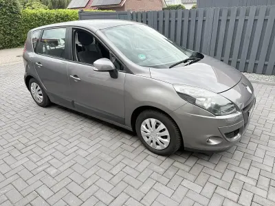 Gebraucht Renault Scénic III 110 PS (80 kW) 2010 Grau Van / Kleinbus