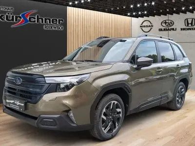 Neu Subaru Forester Exclusive+ 136 PS (100 kW) 2026 Grün SUV