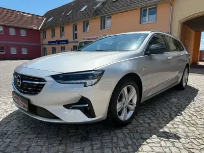 Gebraucht Opel Insignia Elegance 174 PS (127 kW) 2023 Silber Kombi