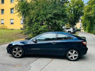 Mercedes C180