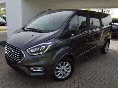 gebraucht Ford Tourneo Custom L2 Titanium 8 Sitzer PDC 185 PS