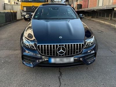 Gebraucht Mercedes E300 AMG line 258 PS (189 kW) 2020 Blau Coupé