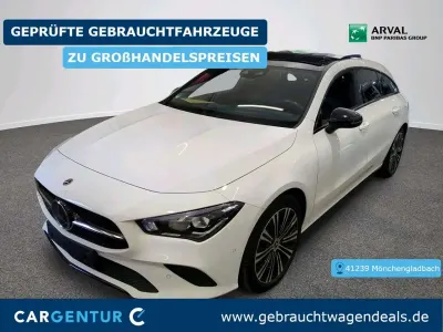 Gebraucht Mercedes CLA200 Progressive 150 PS (110 kW) 2023 Weiß Kombi