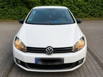 Gebraucht VW Golf VI Style 140 PS (102 kW) 2011 Weiß Kleinwagen
