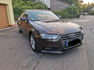 Gebraucht Audi A4 Sport 143 PS (105 kW) 2012 Braun Kombi