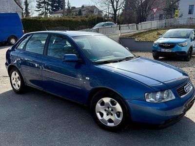 Gebraucht Audi A3 Sport 101 PS (74 kW) 2002 Blau Kleinwagen