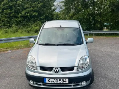 Gebraucht Renault Kangoo 75 PS (55 kW) 2003 Silber Van / Kleinbus