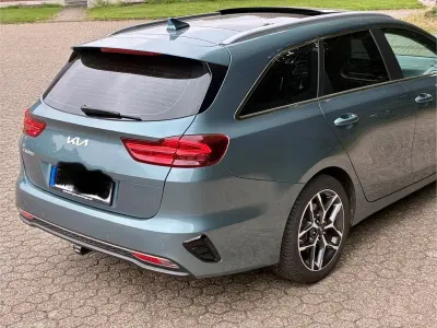 Gebraucht Kia Ceed Sportswagon Spirit 160 PS (117 kW) 2022 Grau Kombi
