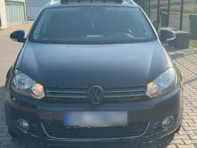 Gebraucht VW Golf VI 122 PS (89 kW) 2010 Schwarz Kleinwagen