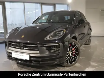 Gebraucht Porsche Macan 441 PS (324 kW) 2023 Schwarz SUV