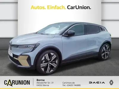 Usata Renault Megane E-Tech Iconic 160 kW (218 CV) 2024 Grigio Berlina