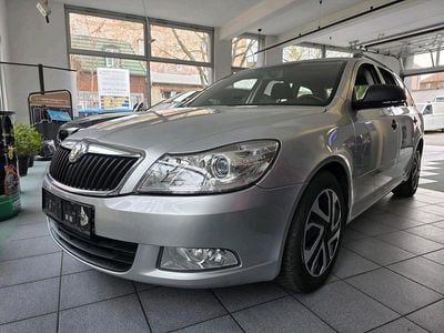 Gebraucht Skoda Octavia 105 PS (77 kW) 2012 Silber Kombi
