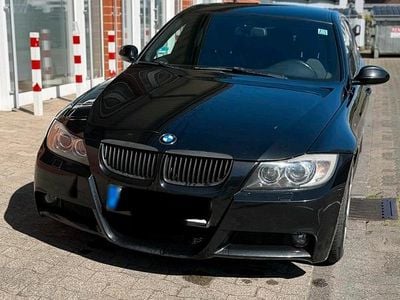 Gebraucht BMW 325 M Sport 218 PS (160 kW) 2007 Schwarz Limousine