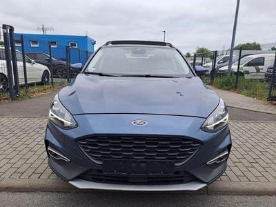 Blau Gebraucht 2019 Ford Focus Active Limousine | 10.900 € (Fairer Preis)