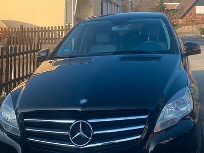 Mercedes R350