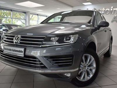 gebraucht VW Touareg 3.0 V6 TDI BMT R-LINE PANO AHK 4 ZONEN