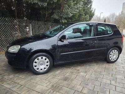 Schwarz Gebraucht 2004 VW Golf IV Basis | 1.600 € (Teuer)