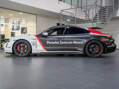 gebraucht Porsche Taycan GTS