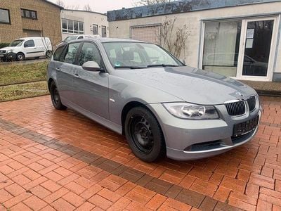 Arktis Gebraucht 2005 BMW 325 Kombi | 10.500 € (Teuer)