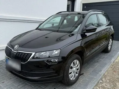 Gebraucht Skoda Karoq Active 119 PS (87 kW) 2020 Schwarz SUV