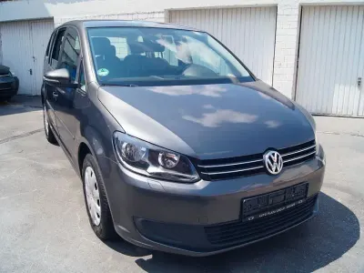 Gebraucht VW Touran 110 PS (80 kW) 2014 Grau Van / Kleinbus