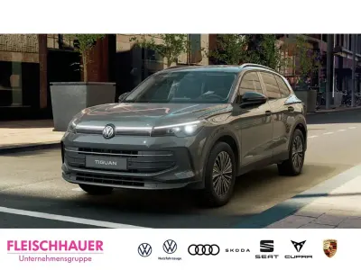 Nuova VW Tiguan 150 CV (110 kW) 2026 Grigio SUV