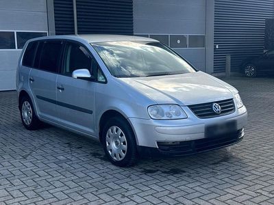 Gebraucht VW Touran 105 PS (77 kW) 2004 Silber Van / Kleinbus