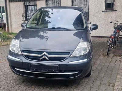 Citroën C8
