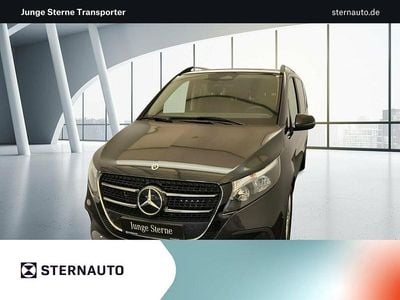 Gebraucht Mercedes V220 163 PS (119 kW) 2024 Graphitgrau metallic Van / Kleinbus